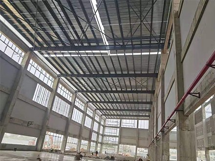 YX38-152-914開口樓承板安裝現場